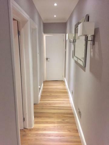 Apartamento Stunning 2 Bed Flat Shepherds Bush Londres Exterior foto